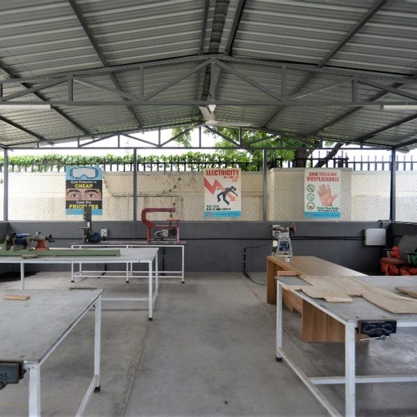 Air Conditioning Lab Understanding Air Conditioning system with actual installation setup